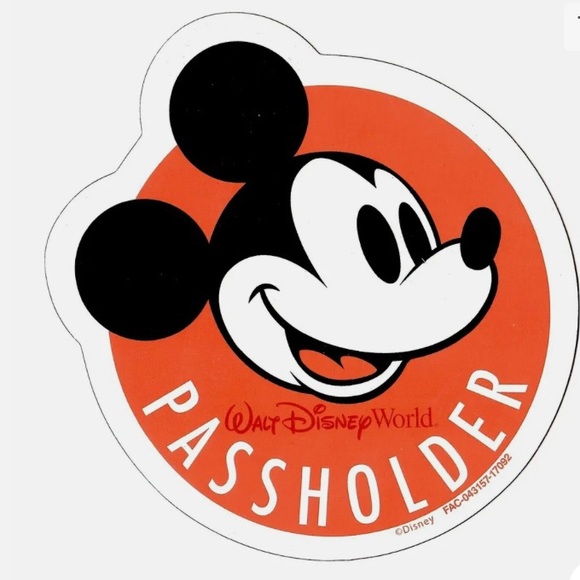 DISNEY Authentic WDW Orange Mickey Mouse Magnet NEW. 2016 LIMITED EDITION EUC - Picture 4 of 9